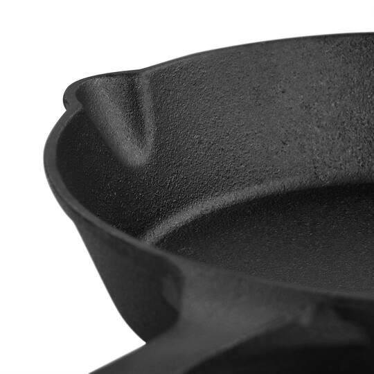 MegaChef 8" Round Black Preseasoned Cast Iron Frying Pan